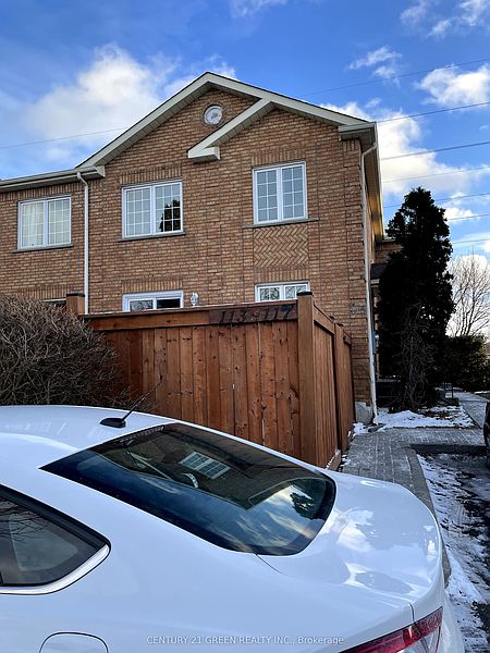 Brampton Townhouse for rent - 4 Bedrooms — photo 3