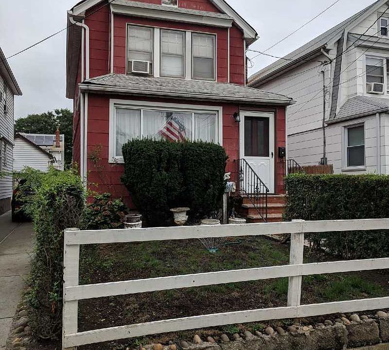 1st image of 9065 207th St