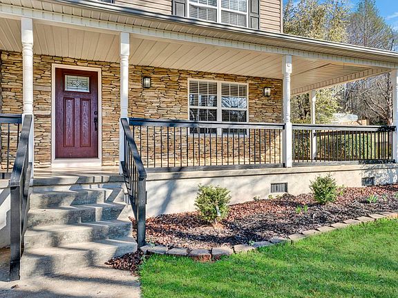 3rd image of 334 Cane Pole Walk