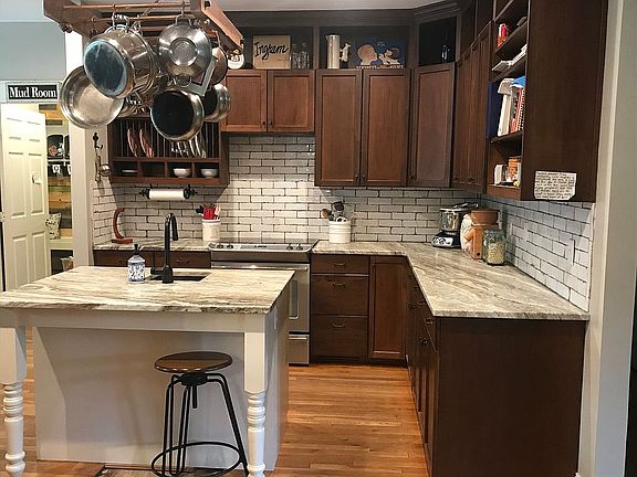 Island w/copper prep sink