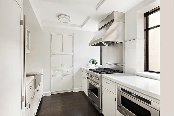 Sold by Stribling | media 11