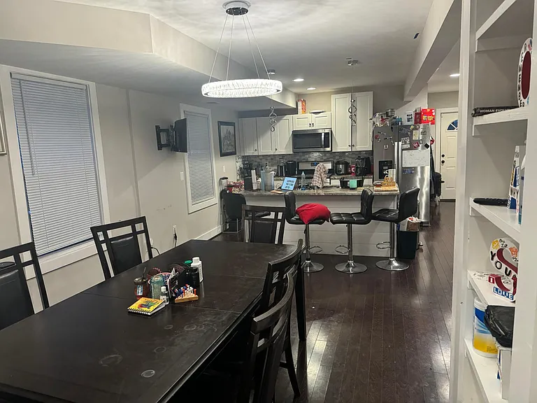 5806 Field Pl NE — Photo 2
