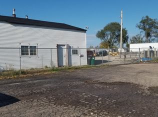 1806 E New York St, Aurora, IL 60505
