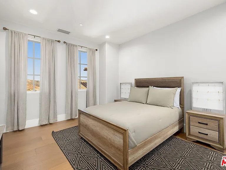 29462 Malibu View Ct — Photo 21