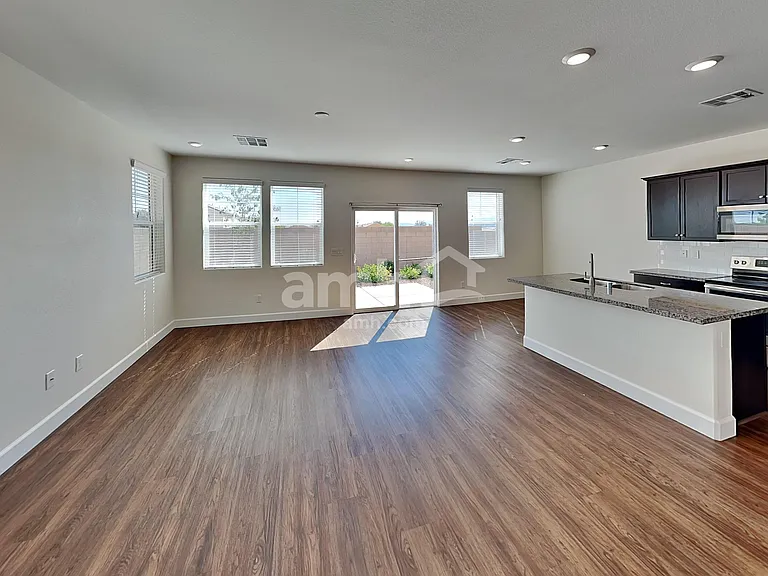 8152 Inhibition Ct — Photo 5