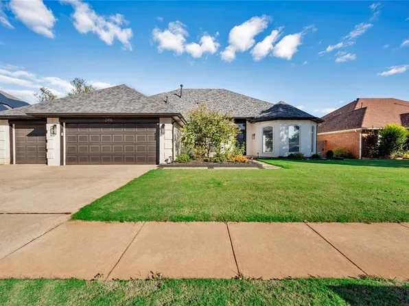 2416 Kingsley Ln, Oklahoma City, OK 73128