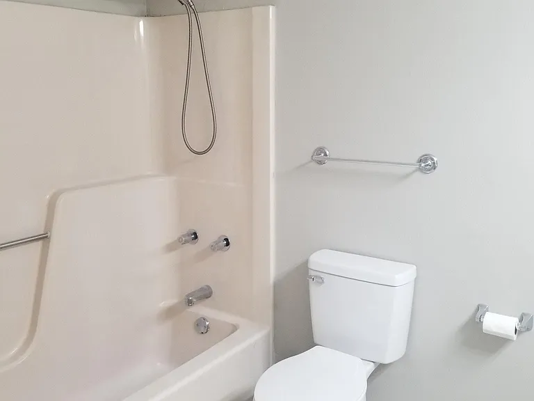 306 Patty Ct — Photo 28