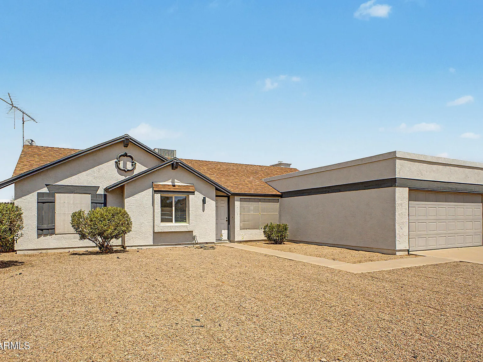 3 bed, 2.0 bath, 1386 sqft, $2,400 — Photo 4