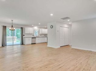 30 Azalea Way, Colonial Beach, VA 22443