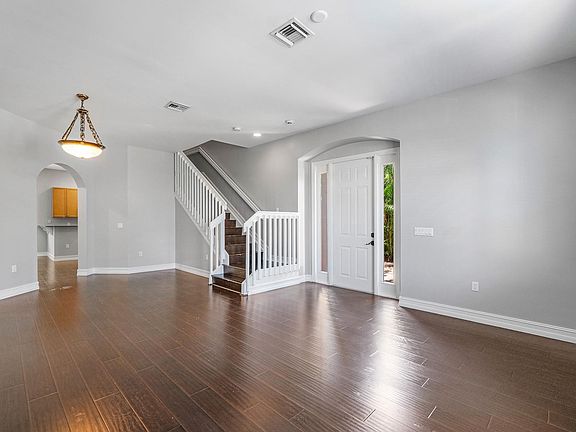 3rd image of 1885 Highland Grove Drive
