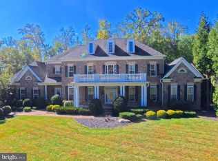2 Snapdragon Dr, Stafford, VA 22556