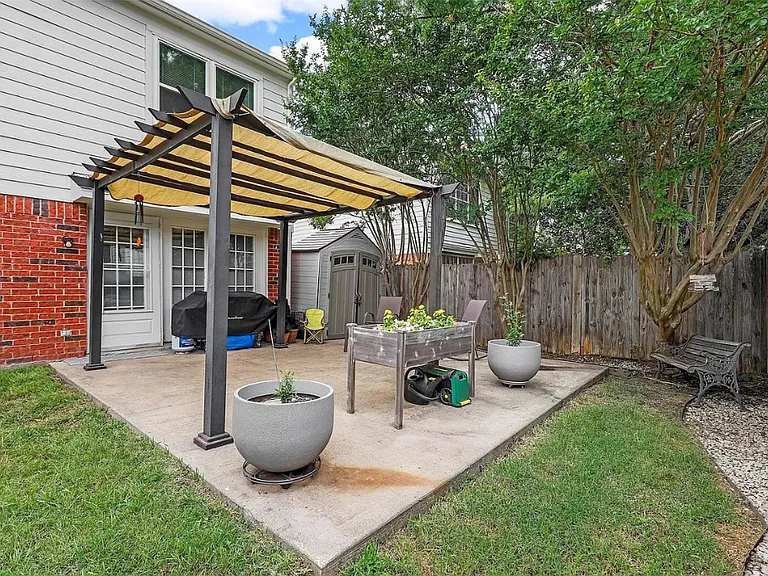 4518 Wescott Dr — Photo 20
