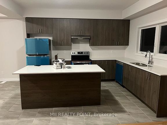 4th image of 24 Trailside Dr