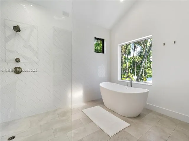 3782 El Prado Blvd — Photo 5