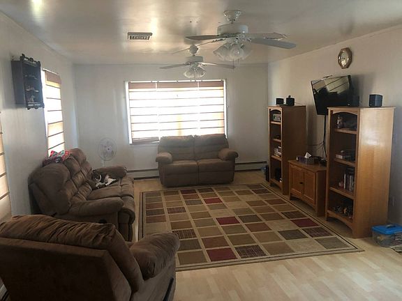 4th image of 32 Park Dr