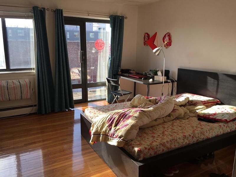 2nd image of 1033 Commonwealth Ave #1F