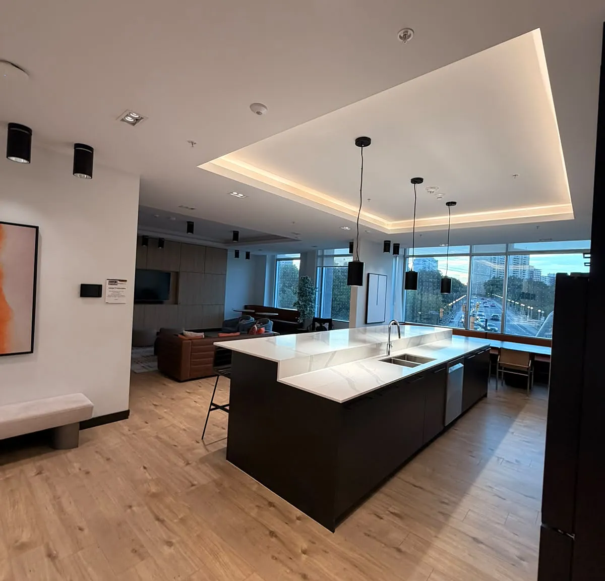1 bed, 548 sqft, $1,899 — Photo 4
