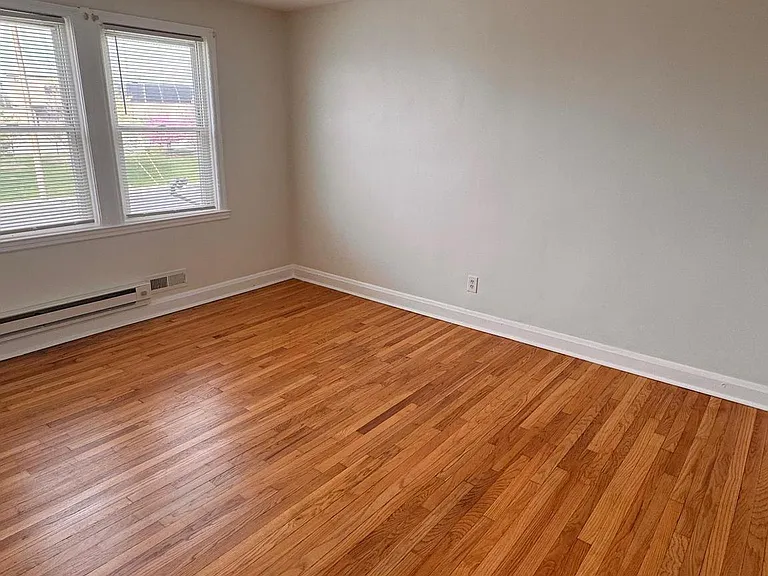 4104 Erdman Ave #2 — Photo 6