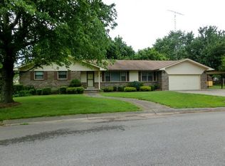 1000 Perrin Dr, Murray, KY 42071