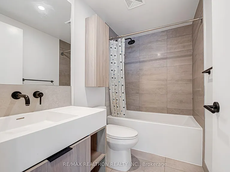 108 Peter St #4302 — Photo 28