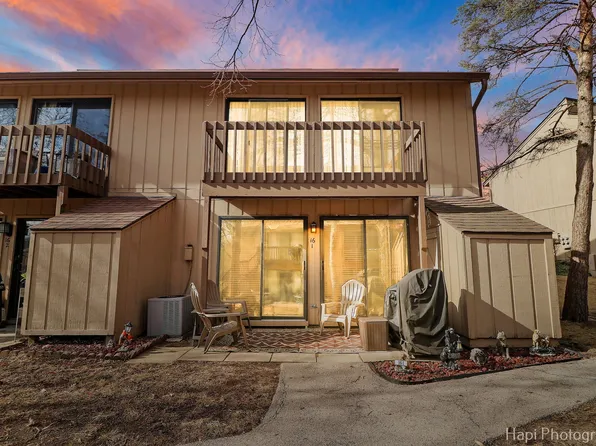 16 Saint Thomas Colony APT 1, Fox Lake, IL 60020