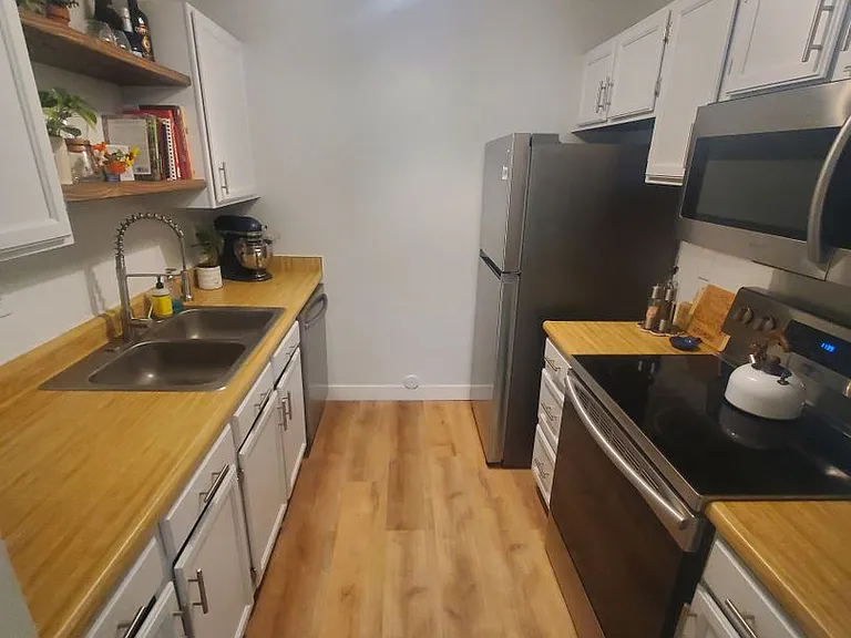 1425 Bacchus Dr #B13 — Photo 13