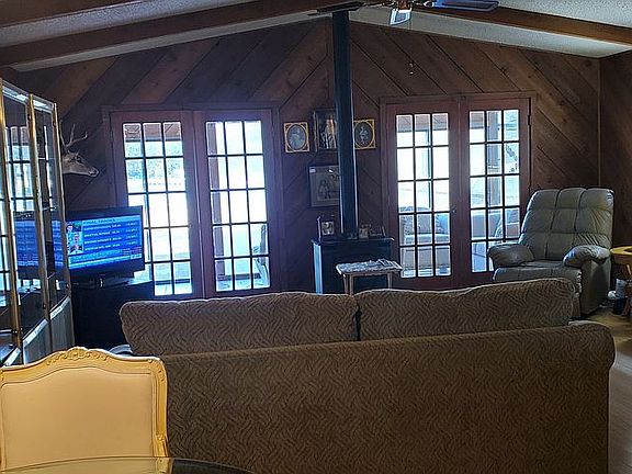 4th image of 120 Banana Ln