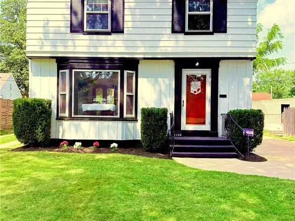 17706 Ponciana Ave, Cleveland, OH 44135