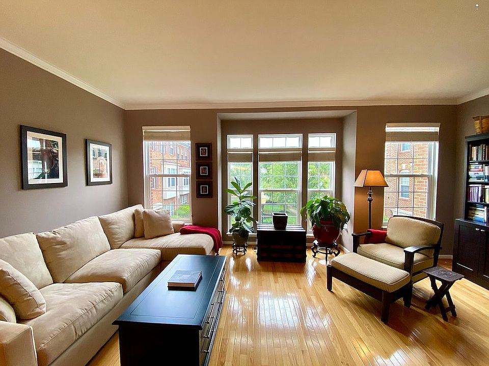 2nd image of 2341 Huntington Station Ct