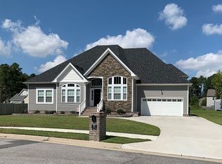 908 Rosana Ct, Chesapeake, VA 23322