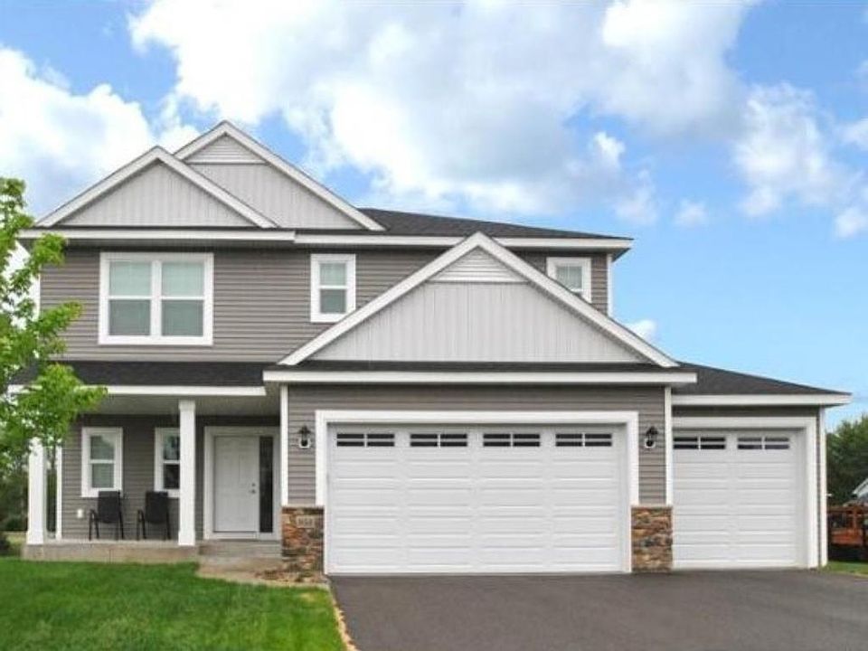 1st image of 953 104th Ln NE