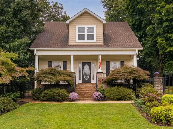 856 Fenimore St, Winston Salem, NC 27103