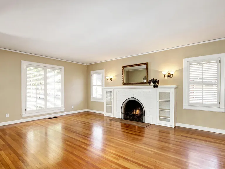 450 Coloma Way — Photo 5