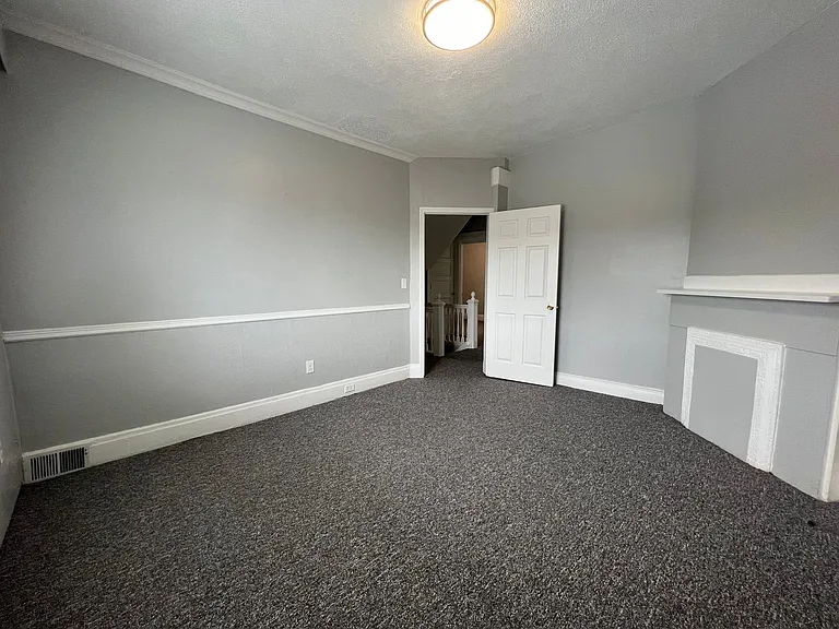 1850 Morningside Avenue — Photo 11