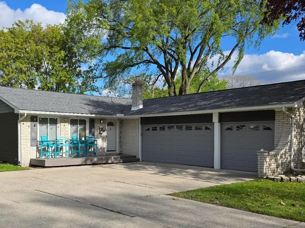 27860 Park Ct, Madison Heights, MI 48071