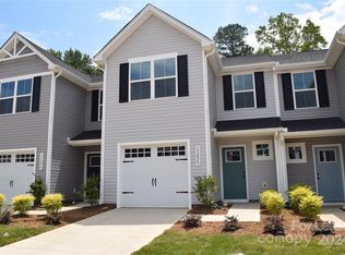 1529 39th Avenue Pl NE, Hickory, NC 28601