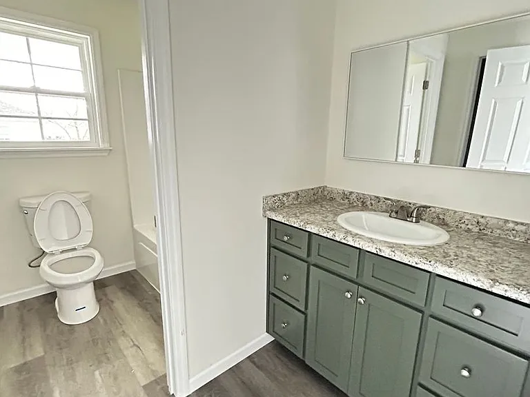 1532 Woodard St — Photo 12