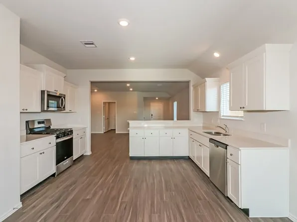 3041 Paintbrush Dr, Brookshire, TX 77423