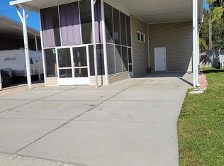 39525 Quartz Dr, Zephyrhills, FL 33540