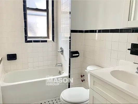 Rented by Mason Group LLC | media 9