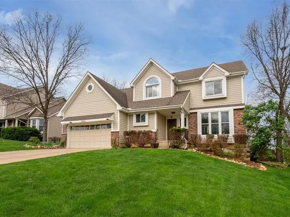 13929 W 76th Cir, Lenexa, KS 66216