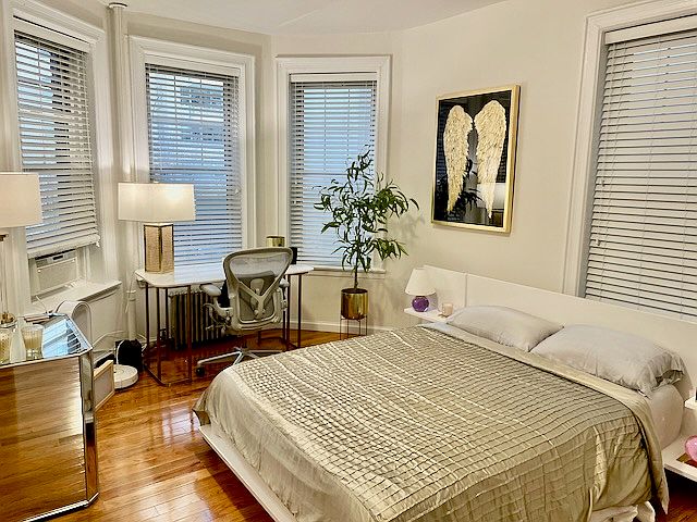 1st image of 12 W 68th St APT 3A
