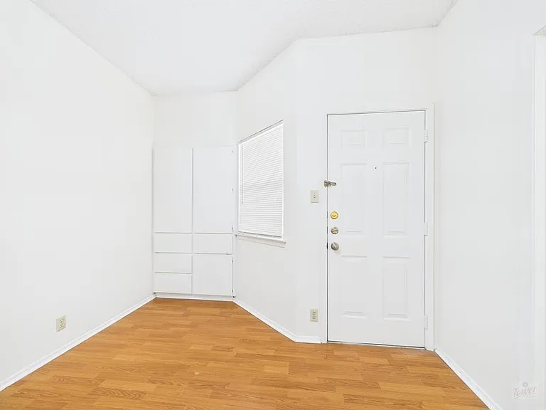 2604 Salado St #204 — Photo 2
