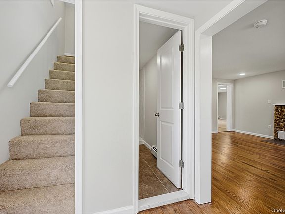 2nd image of 892 Winterton Road