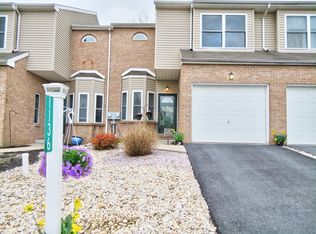 1136 Old Gate Rd, Northampton, PA 18067