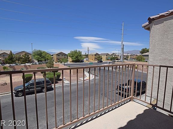 4th image of 4088 Emerald Wood St