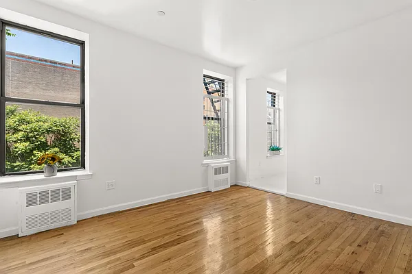 Sold by Compass | media 4