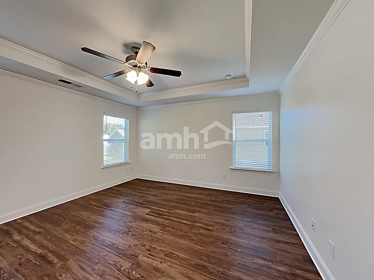 409 Levon Ct — Photo 15