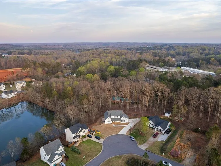 450 Oliver Ridge Dr — Photo 78