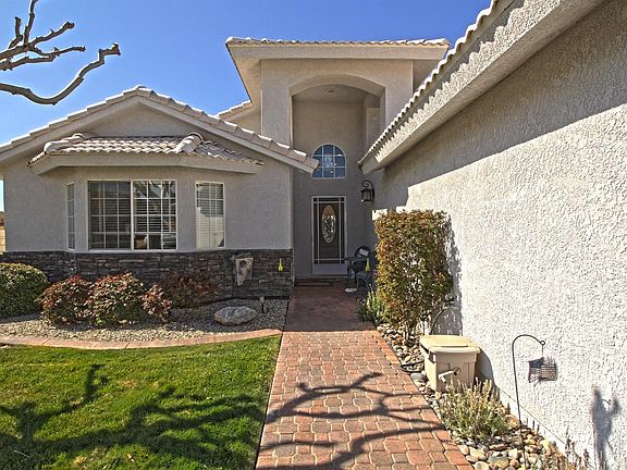 2nd image of 26306 Driftwood Ln